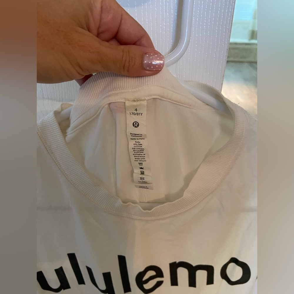Lululemon All Yours Tank Top *Graphic White black sz 4 - Picture 2 of 3